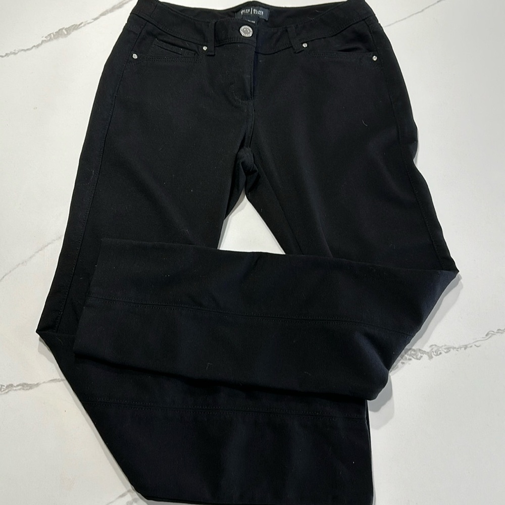 White House Black Market slim leg knot pants size 0